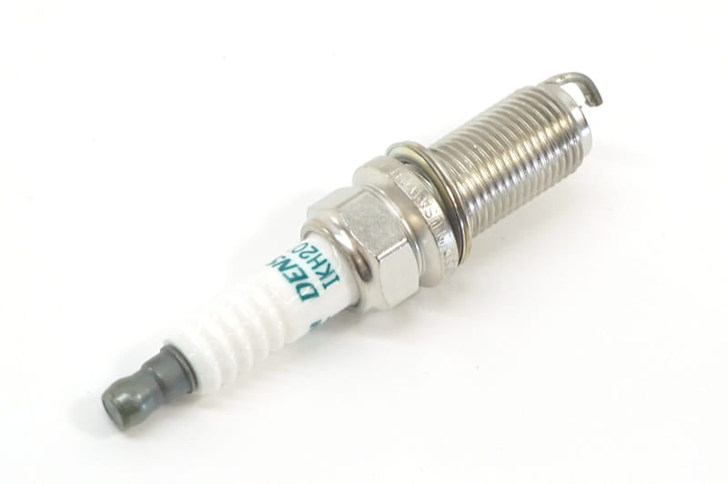 Denso Iridium Power IKH20TT Spark Plug